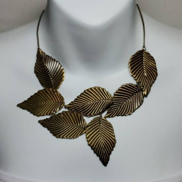 Boutique Jewelry - Bronze Leaf Statement Necklace